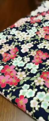 Exquisite Japanese Design Cotton Fabric (100cm x 150cm)
